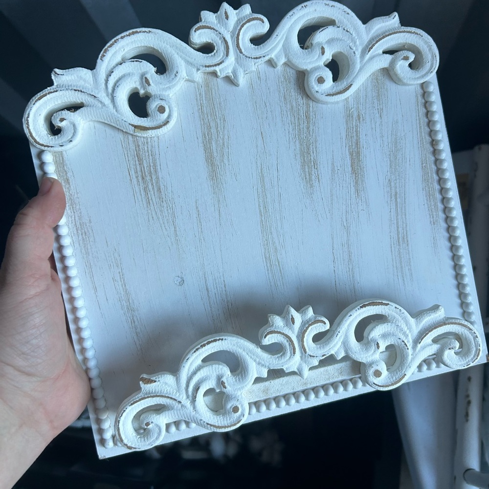 Farmhouse frame